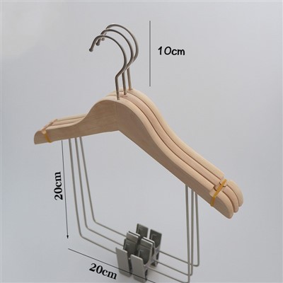 Дечија дрвена вешалица