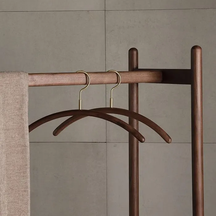 Винтаге Воод Хотел Хангер